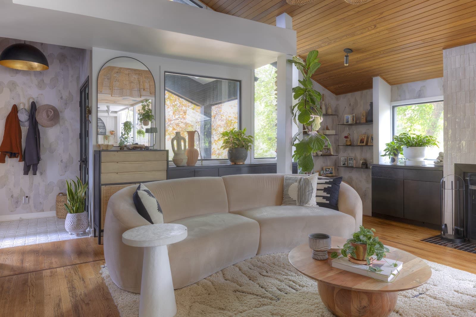 Luxury Bohemian Sanctuary, interior 4