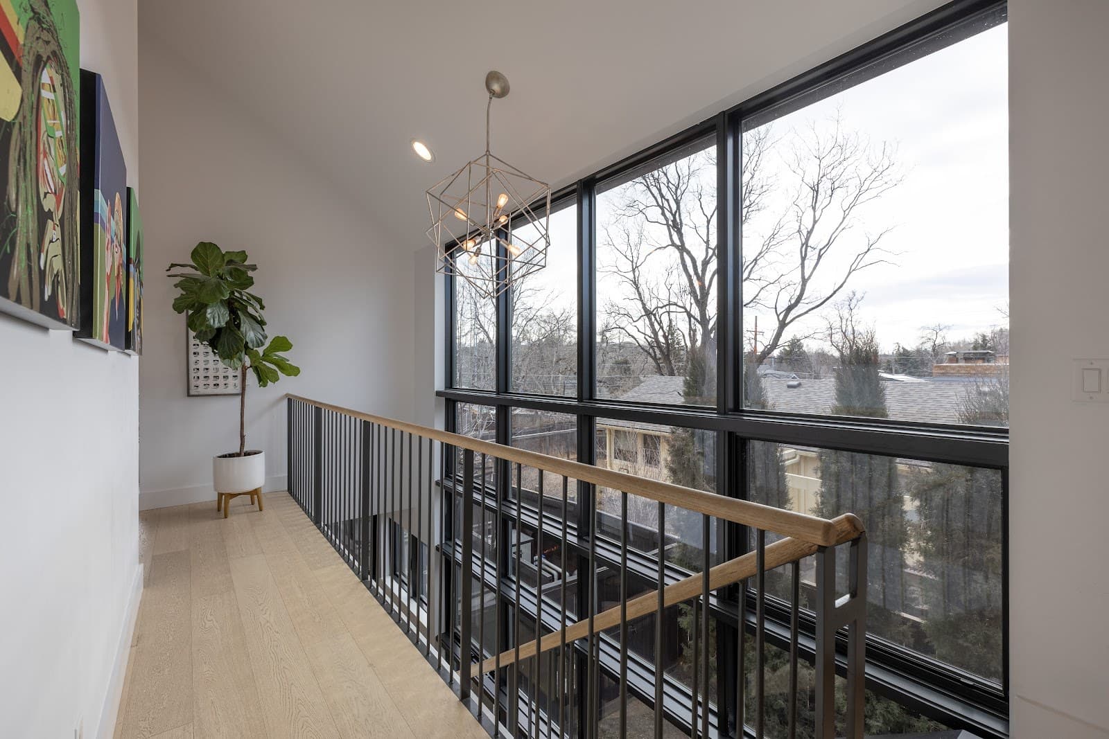 Meadow Lawn Park Estate: Resort-Style Living Near Pearl Street, interior 3